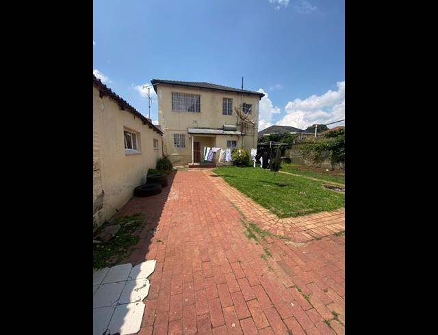 3 BEDROOM HOUSE FOR SALE IN REGENTS PARK